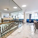 Laguna Hotel