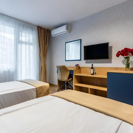 Hotel Laguna Medical