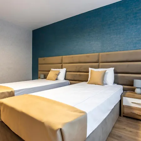 Laguna Готель 4*