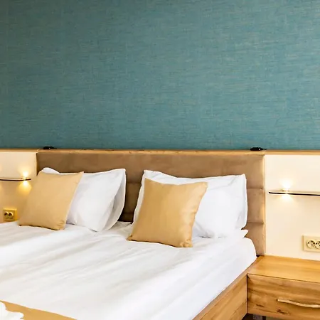 Hotel Laguna Medical 4*