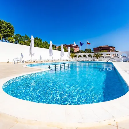 Hotel Laguna Medical